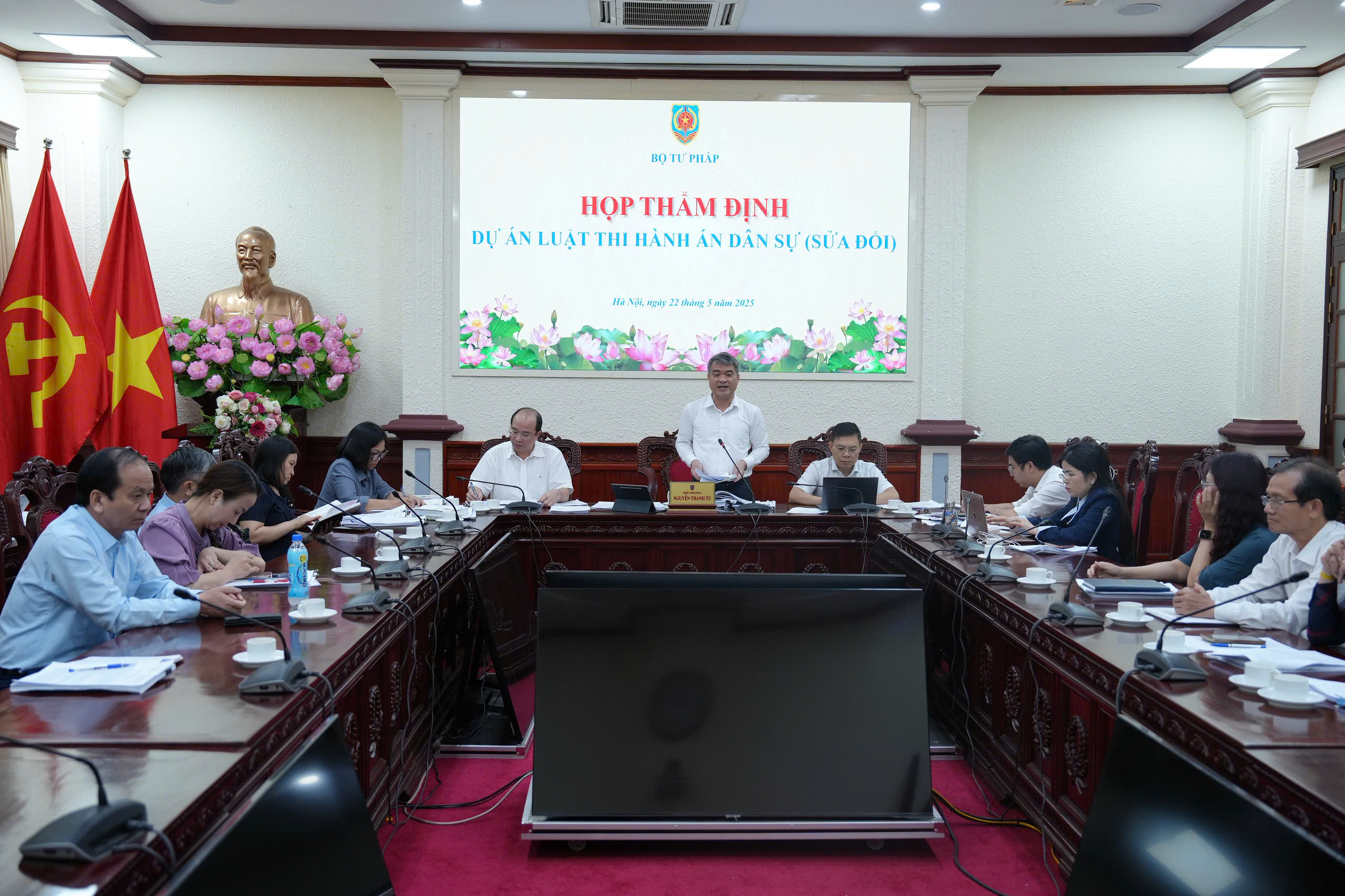 Làm rõ mối quan hệ của chấp hành viên với thủ trưởng cơ quan Thi hành án dân sự cấp tỉnh